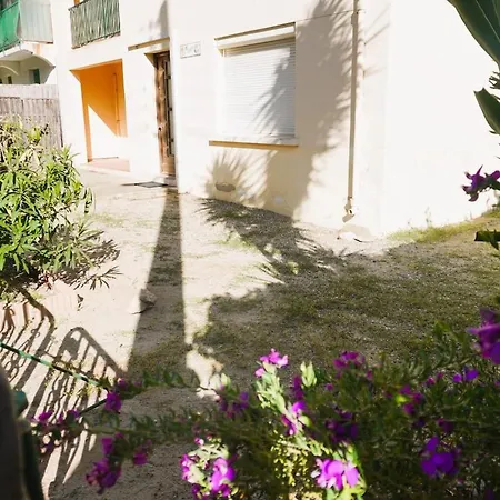 Les Tournesols Clim 4 Pers * Leucate