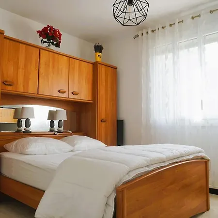 Les Tournesols Clim 4 Pers Апартаменты